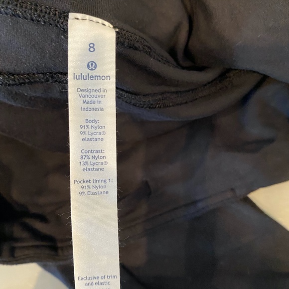 LULULEMON running pants cuff on bottom - Picture 6 of 6